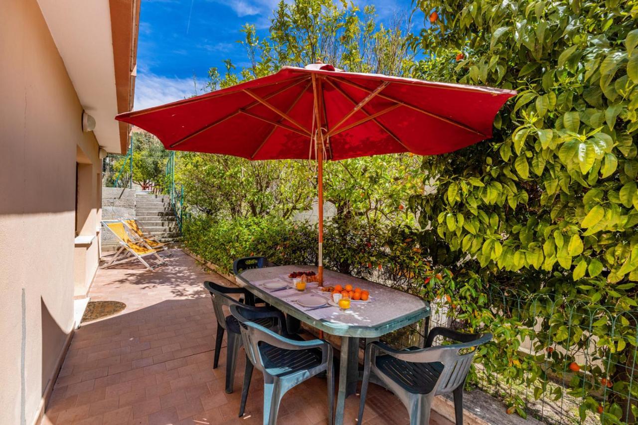 Casa Bell - Appartamento Con Parcheggio Privato E Bike Room Finale Ligure Kültér fotó